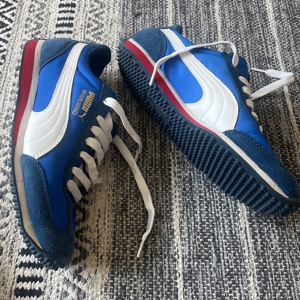 ❌SOLD❌Puma Whirlwind Sneakers
